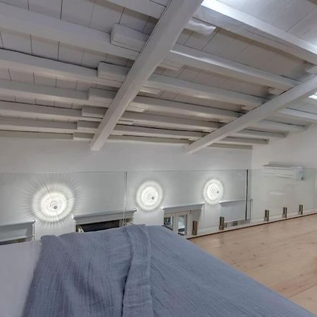 Ferienwohnung Nomade Vibrant Living Loft Ermoupoli Exterior foto