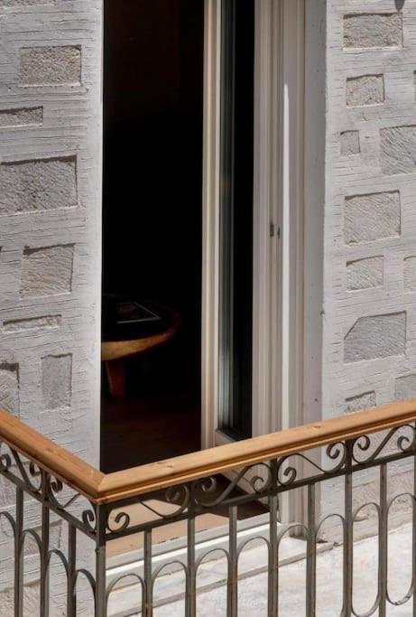 Ferienwohnung Nomade Vibrant Living Loft Ermoupoli Exterior foto